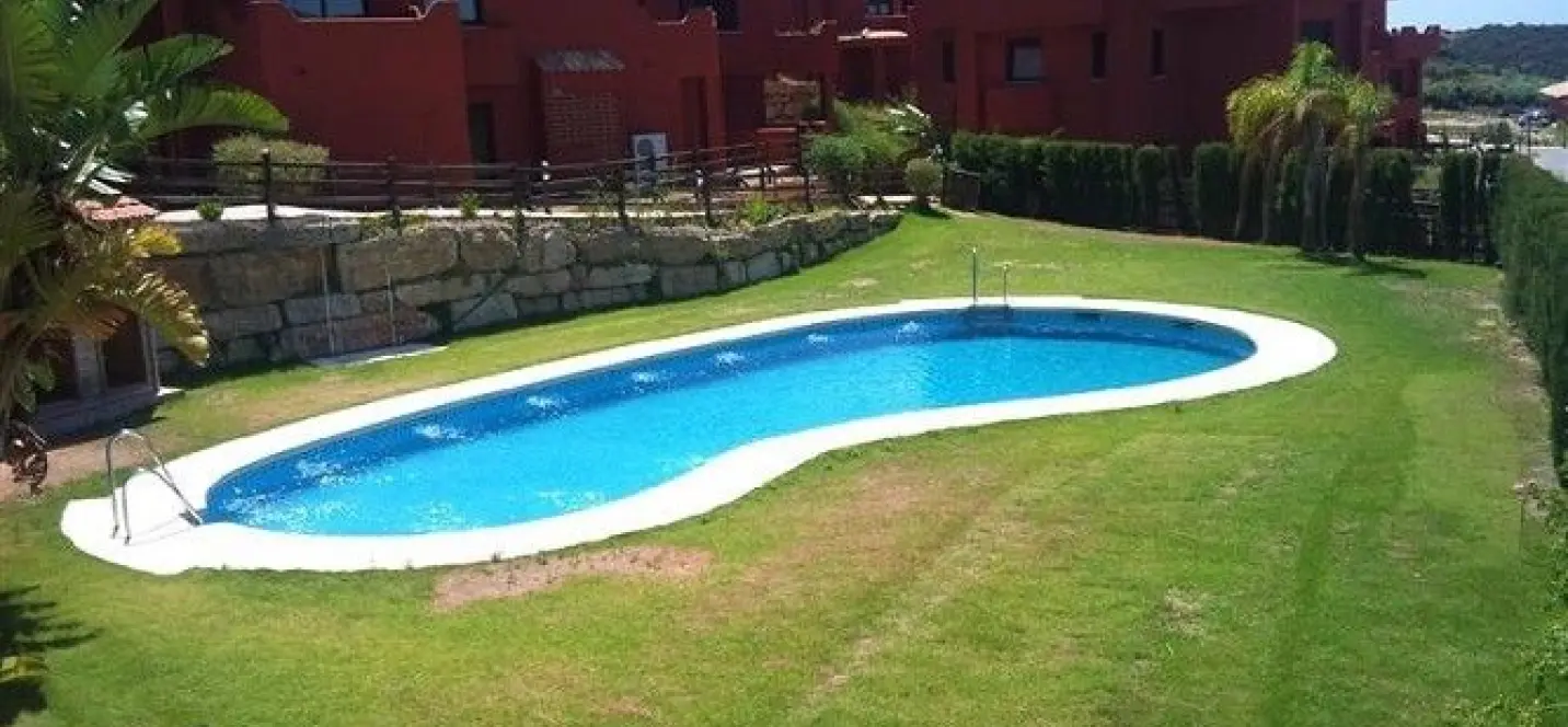Venta de apartamento en planta baja en Casares Playa 0