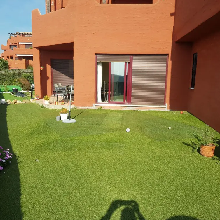Venta de apartamento en planta baja en Casares Playa