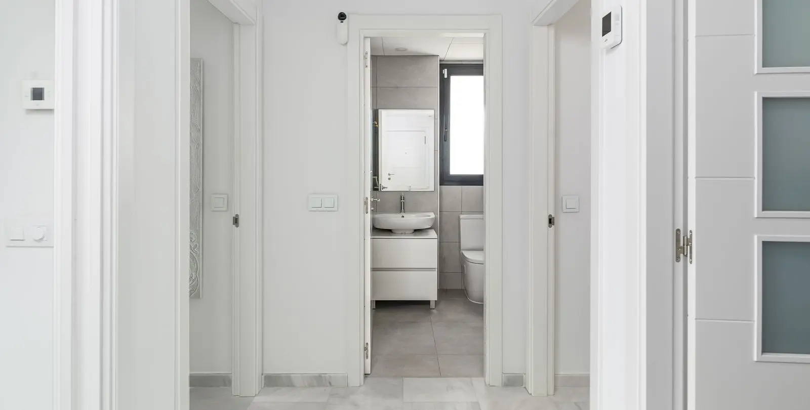 Venta de apartamento en planta media en Marbella 15