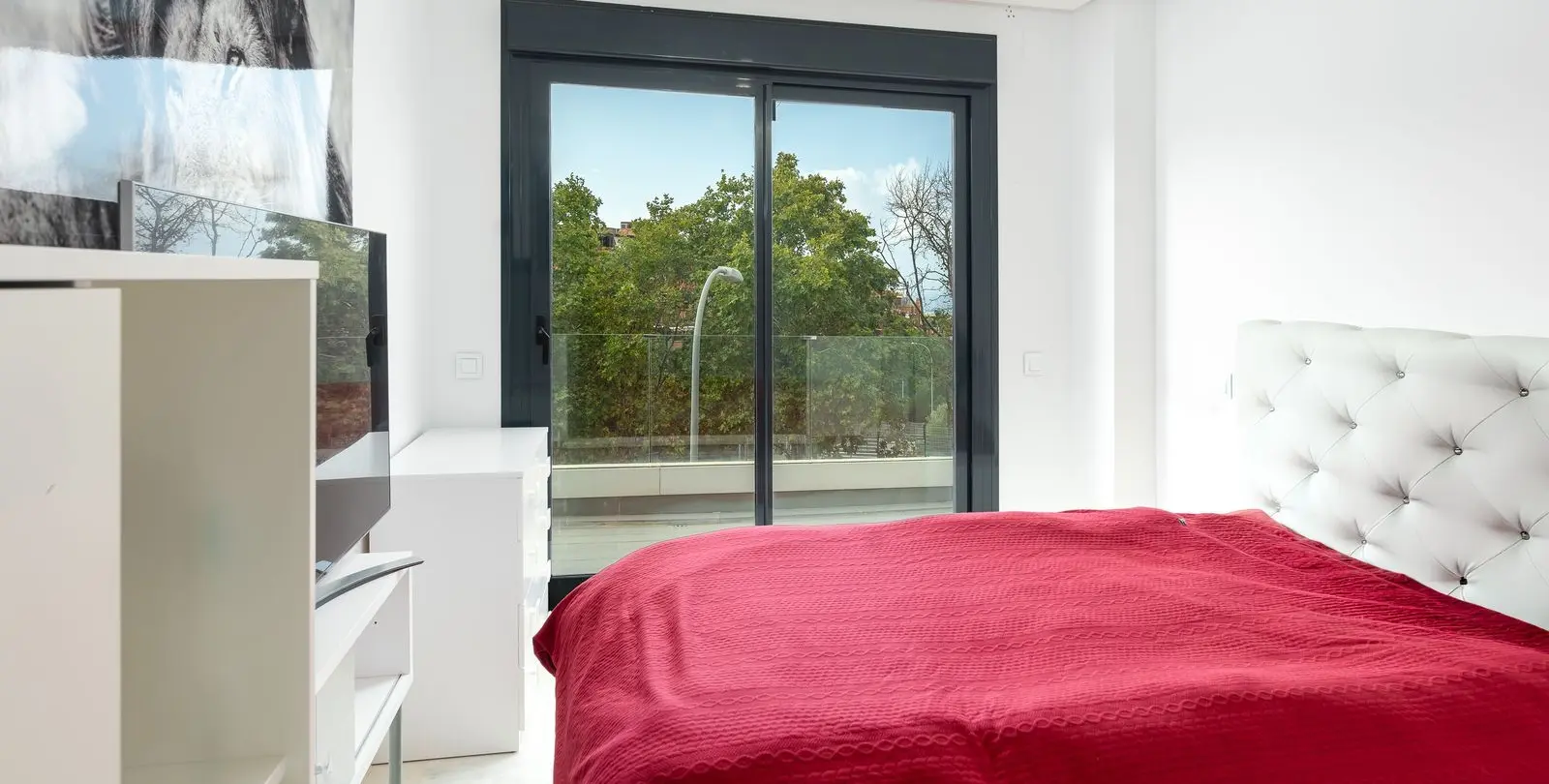 Venta de apartamento en planta media en Marbella 19