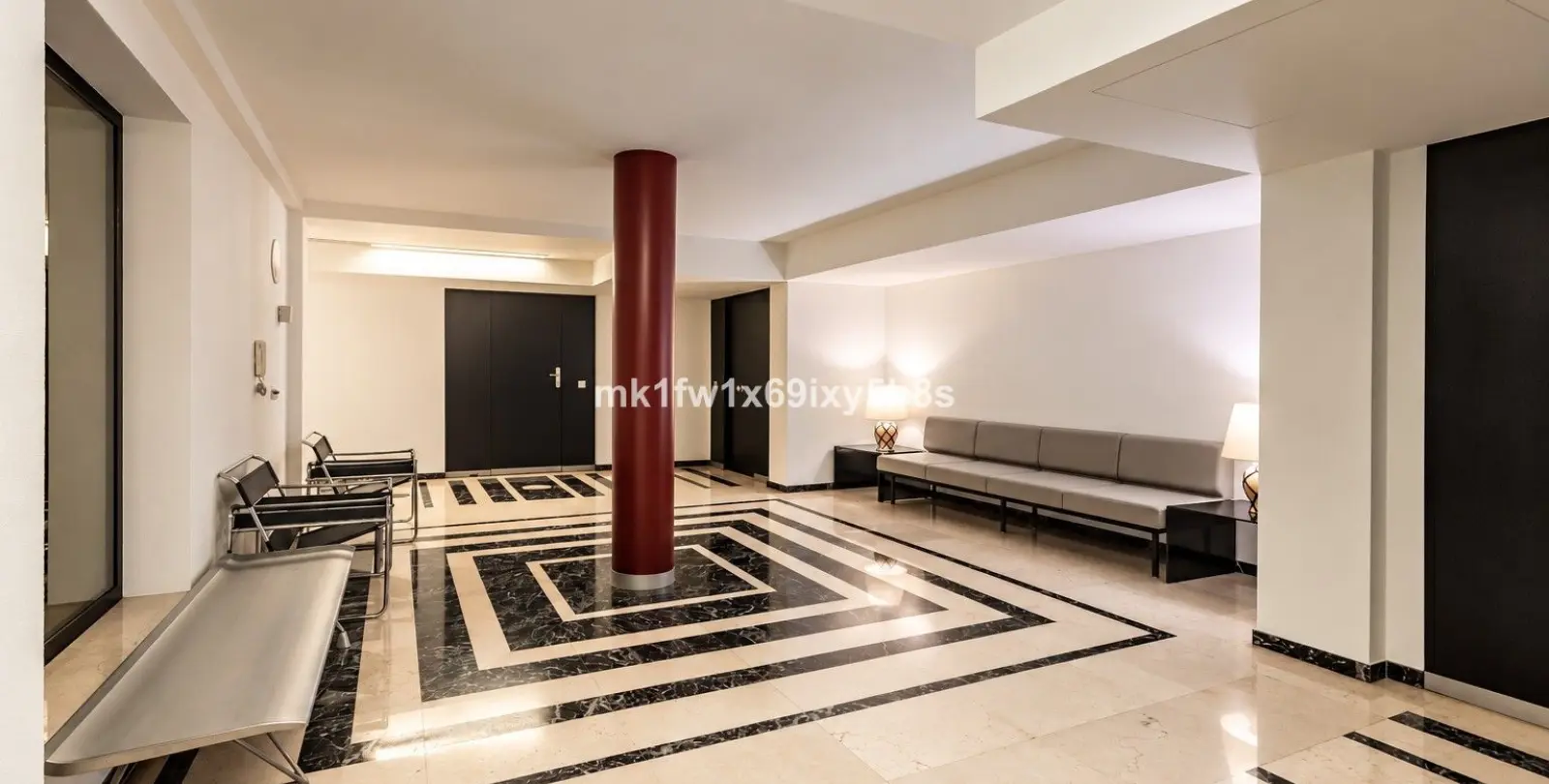 Venta de oficina en Marbella 3