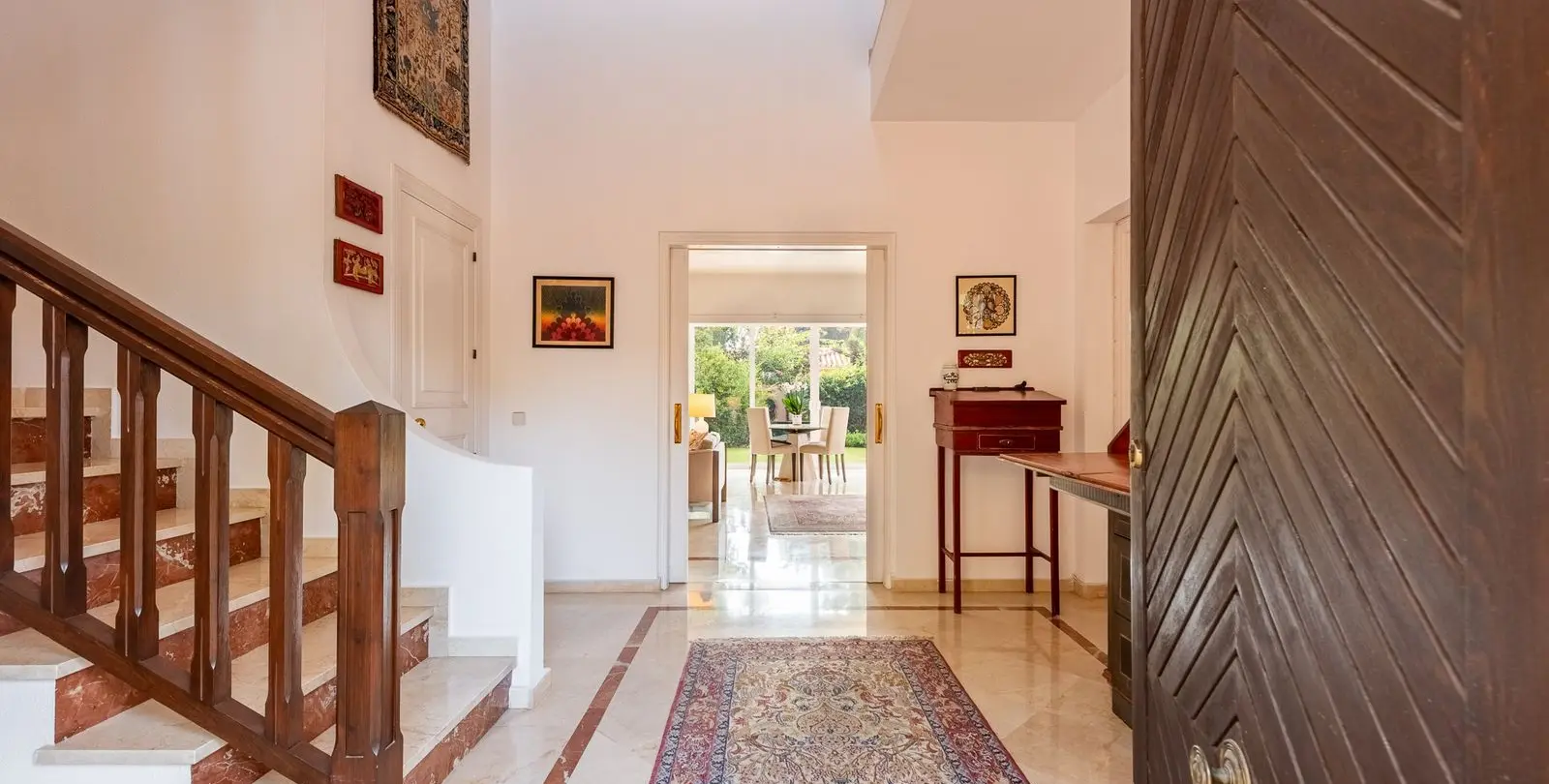 Venta de villa independiente en El Paraiso 2