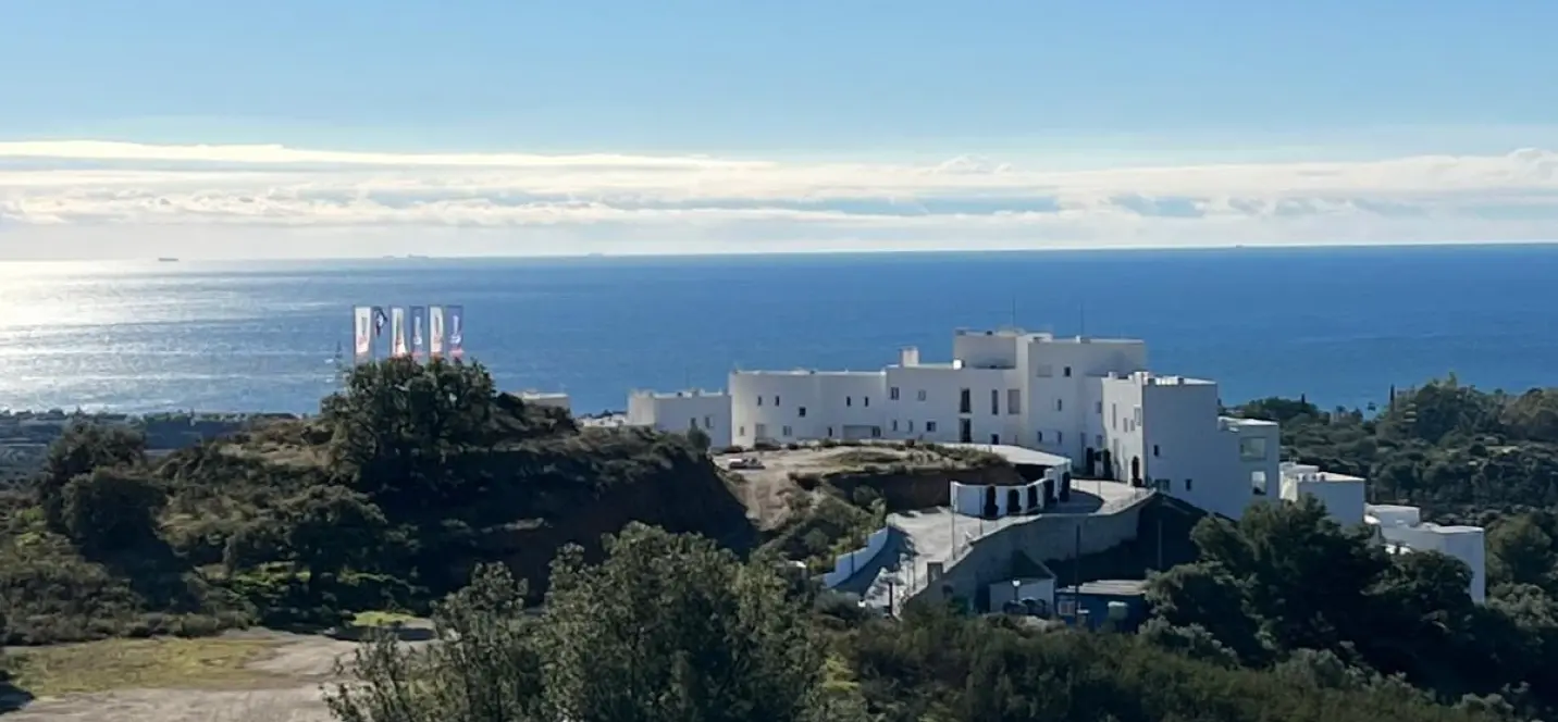Venta de parcela residencial en Altos de los Monteros 0