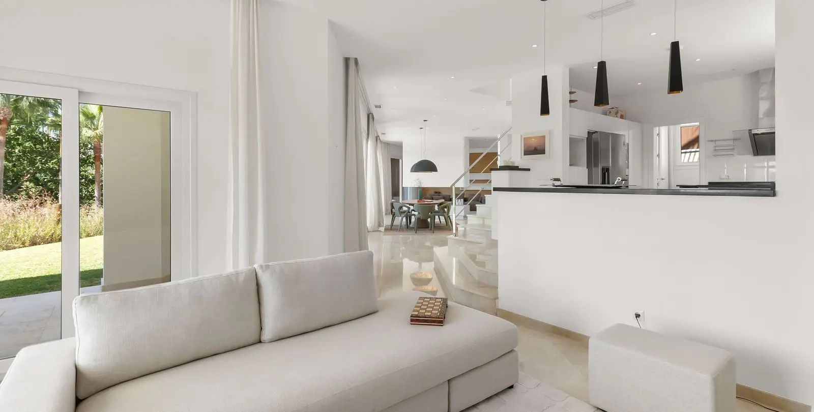 Venta de villa independiente en El Rosario 13
