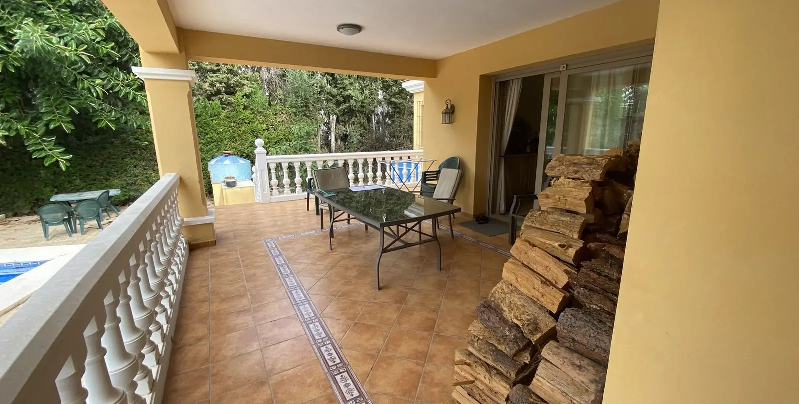 Venta de villa independiente en Nueva Andalucía 3