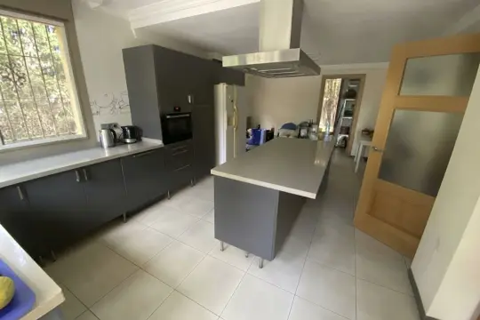 Image 7 thumb