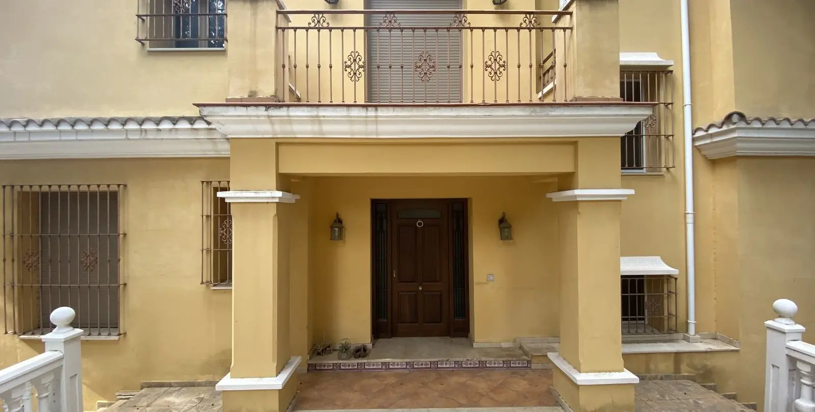 Venta de villa independiente en Nueva Andalucía 27