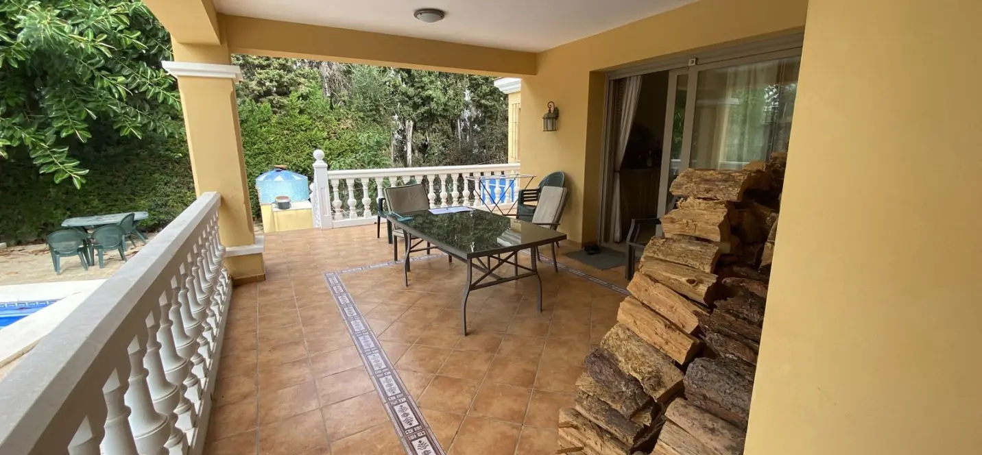 Venta de villa independiente en Nueva Andalucía 2