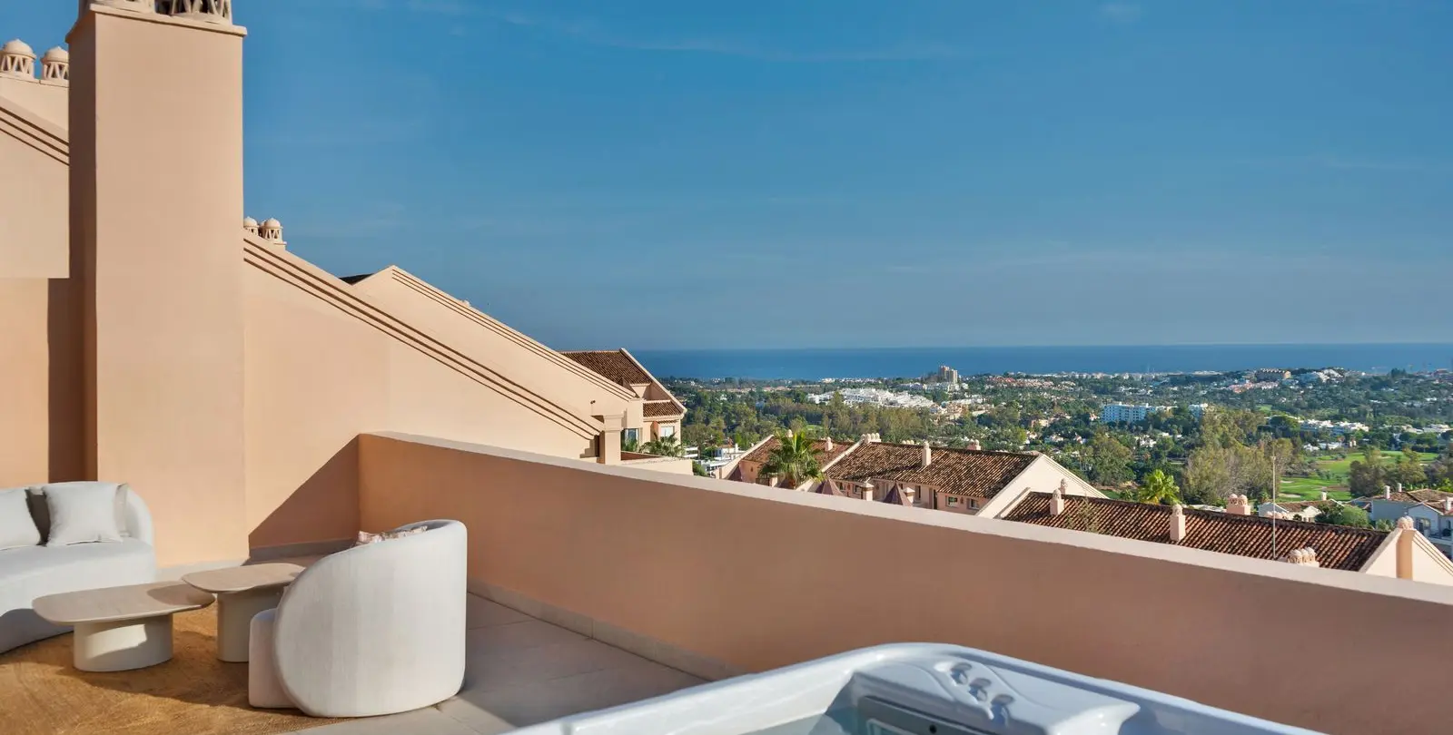 Venta de ático dúplex en Marbella 3