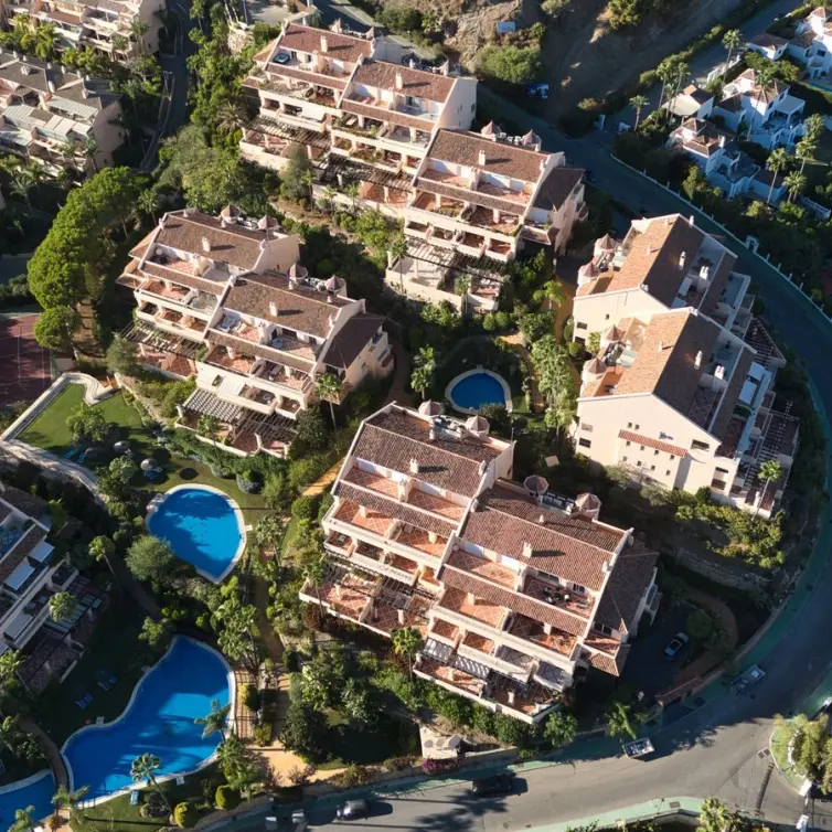 Venta de ático dúplex en Marbella