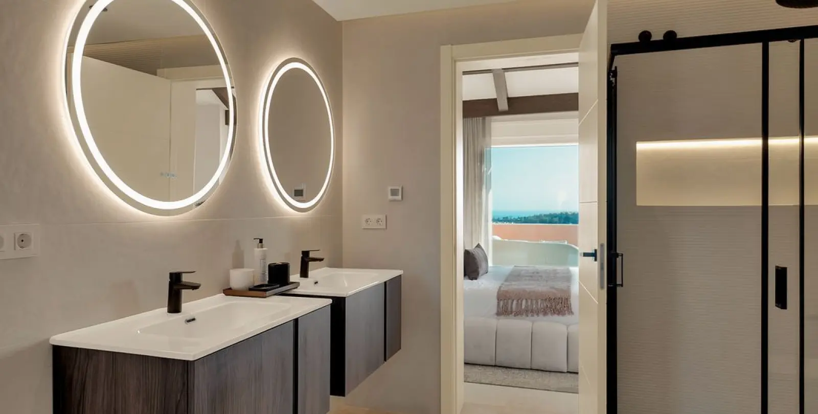 Venta de ático dúplex en Marbella 14