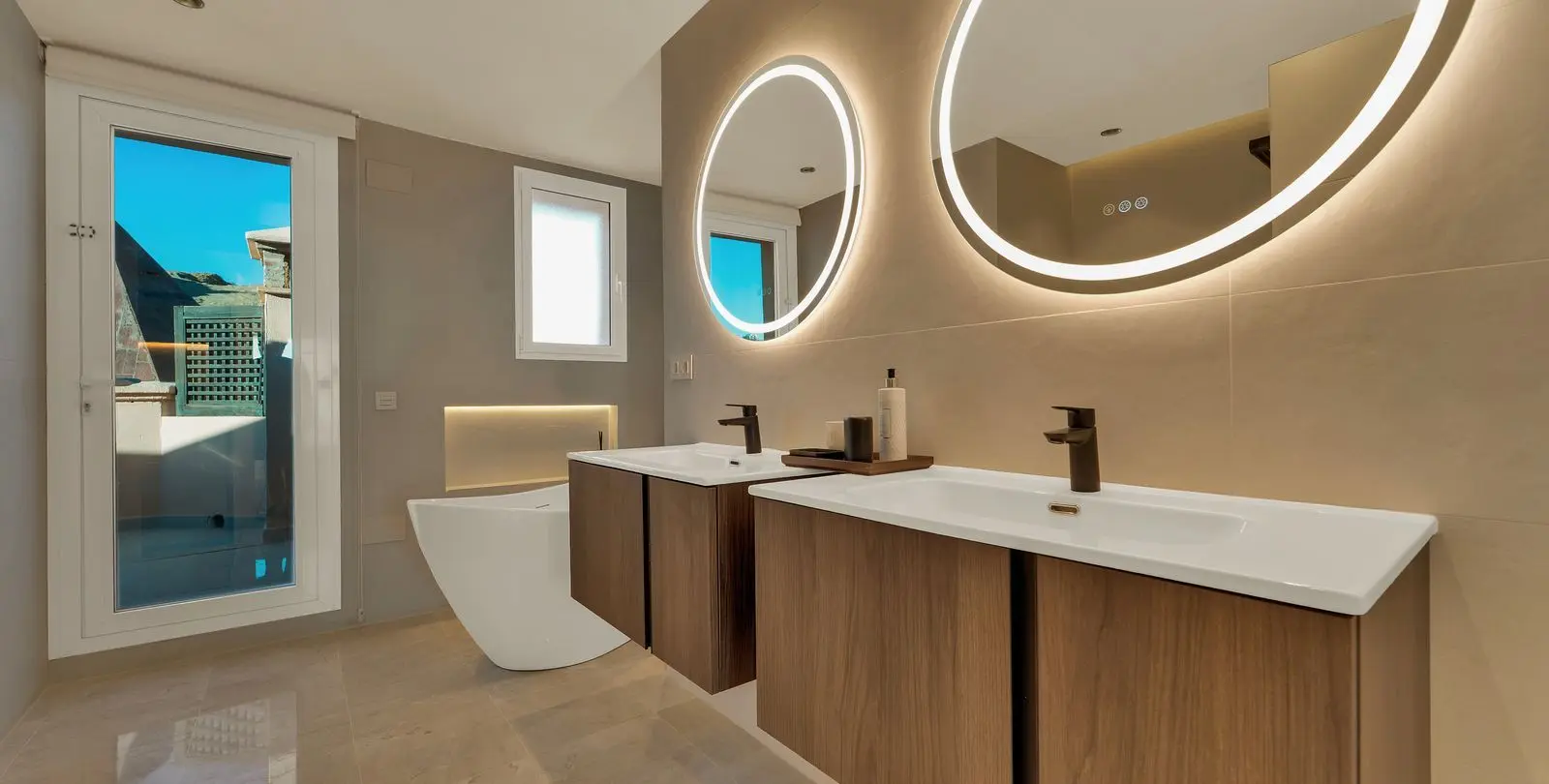 Venta de ático dúplex en Marbella 37
