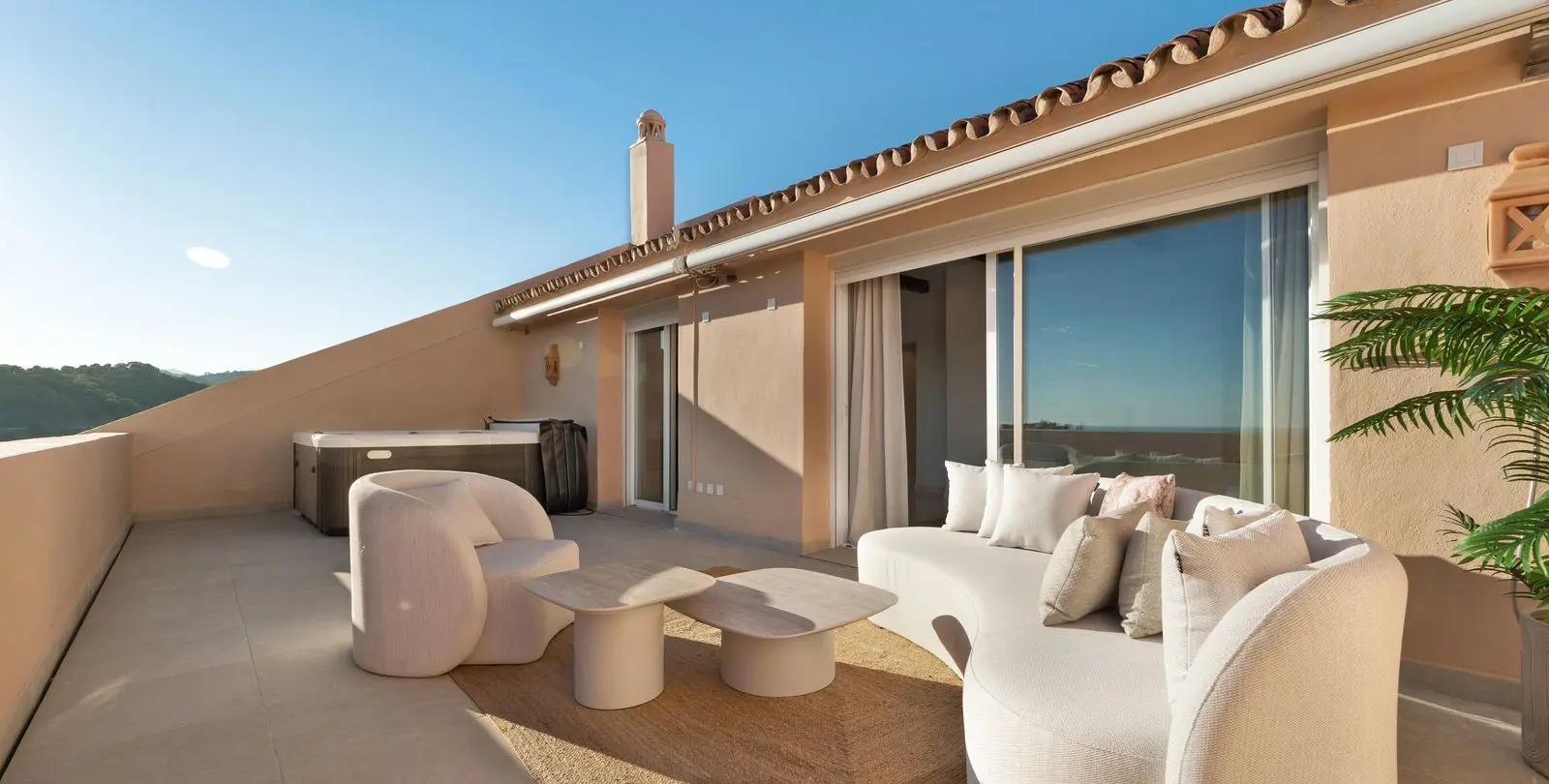 Venta de ático dúplex en Marbella 40