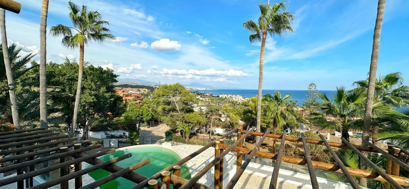 Venta de villa independiente en Estepona 3