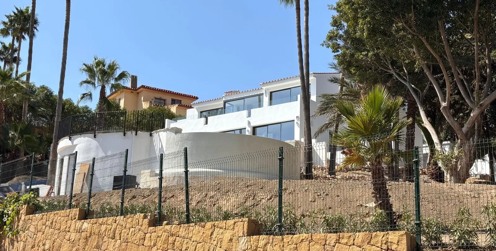 Venta de villa independiente en Estepona 19