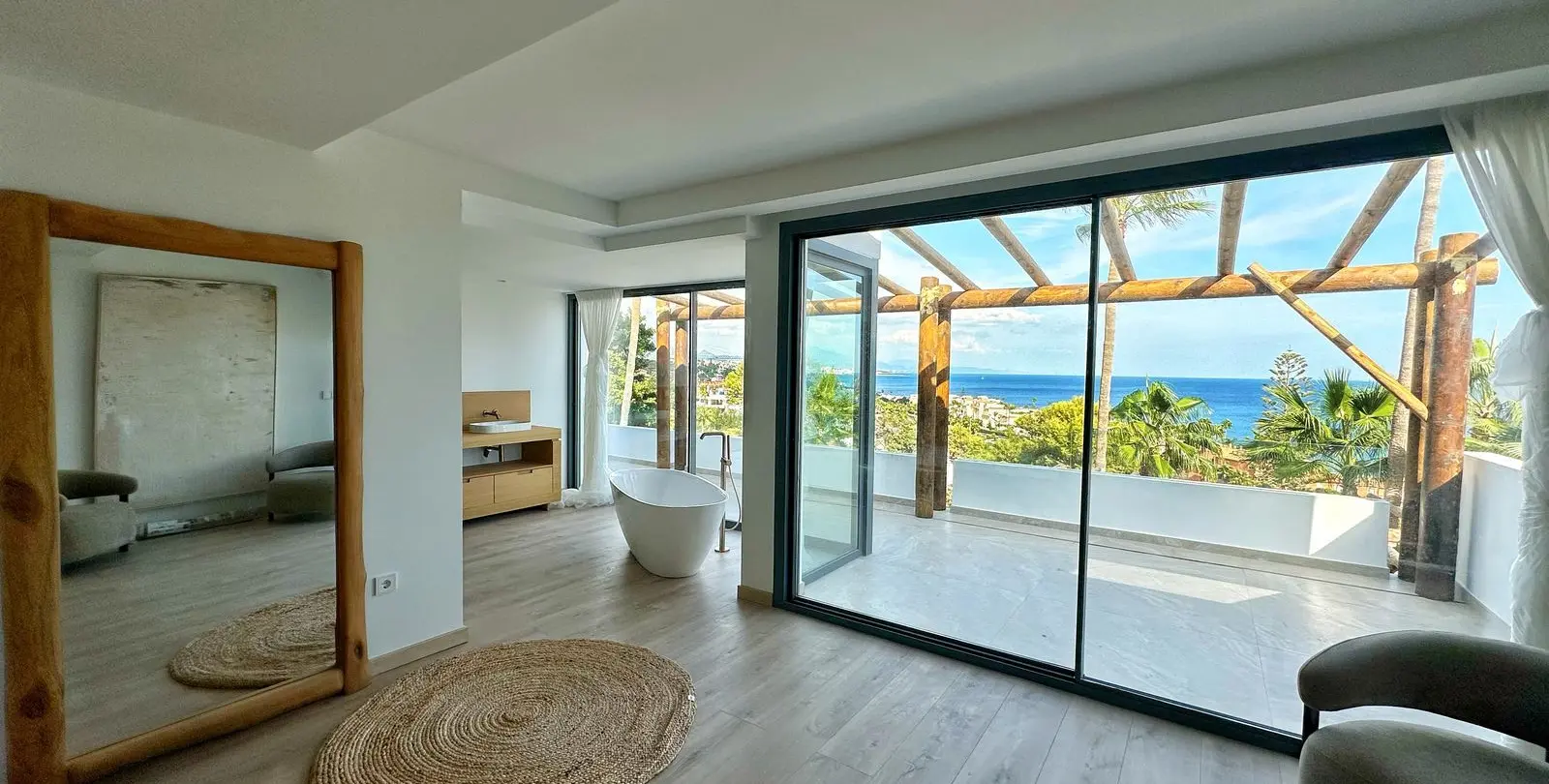 Venta de villa independiente en Estepona 24