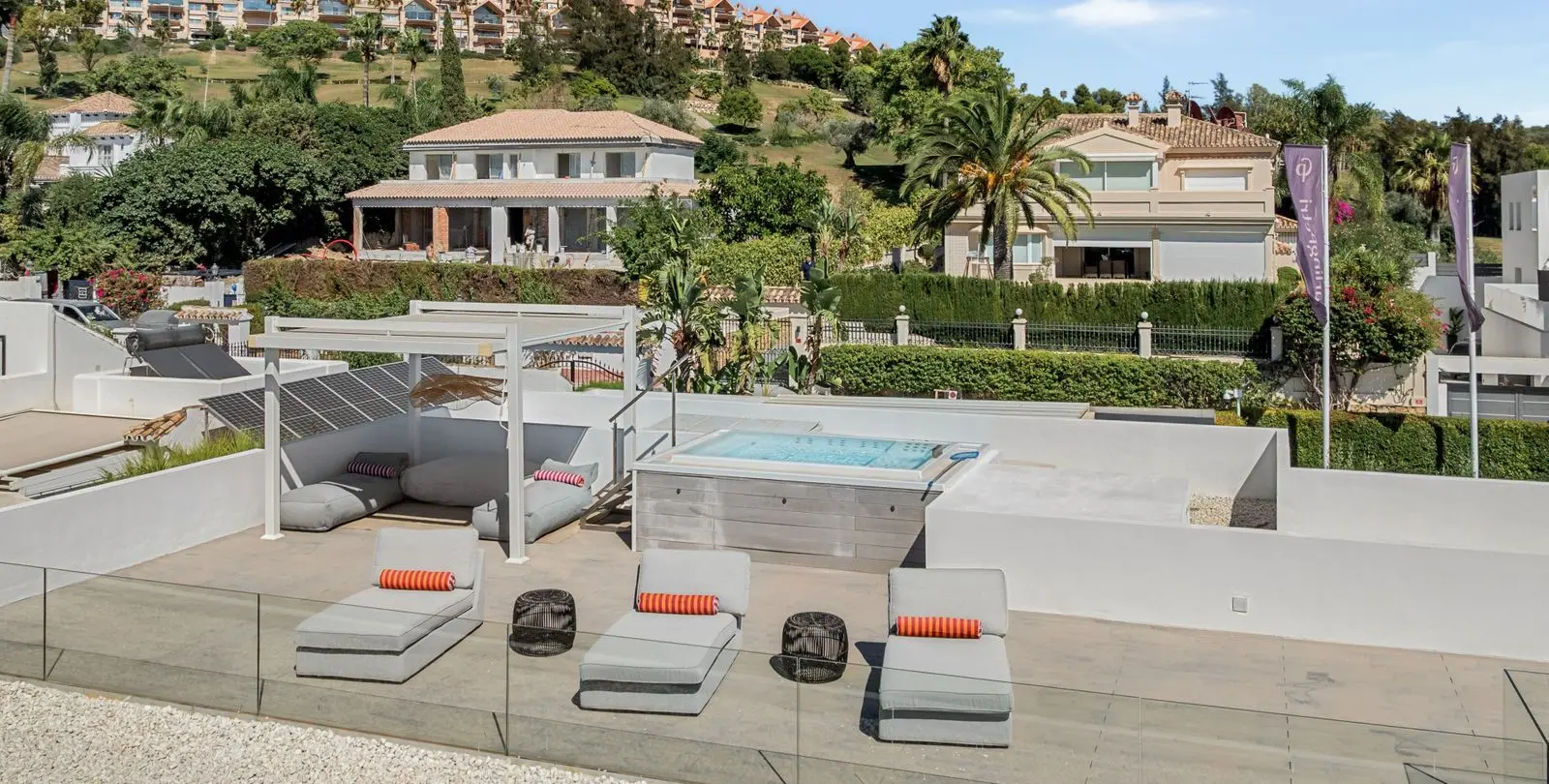 Venta de villa independiente en Nueva Andalucía 64