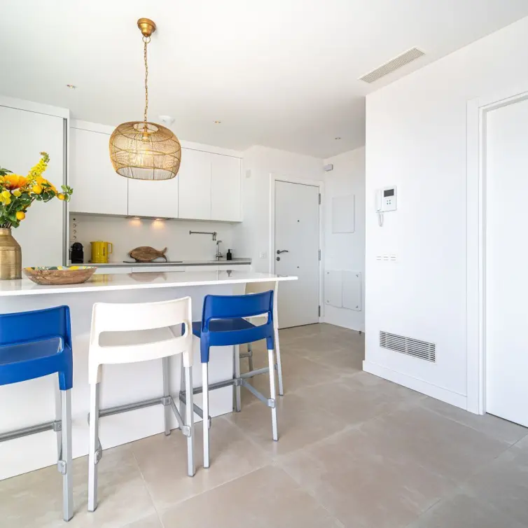 Venta de apartamento en planta media en Fuengirola