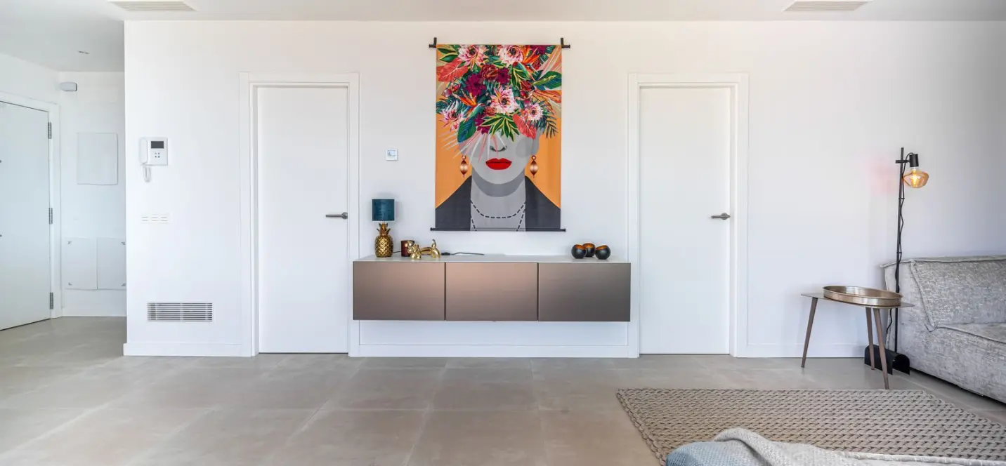 Venta de apartamento en planta media en Fuengirola 2