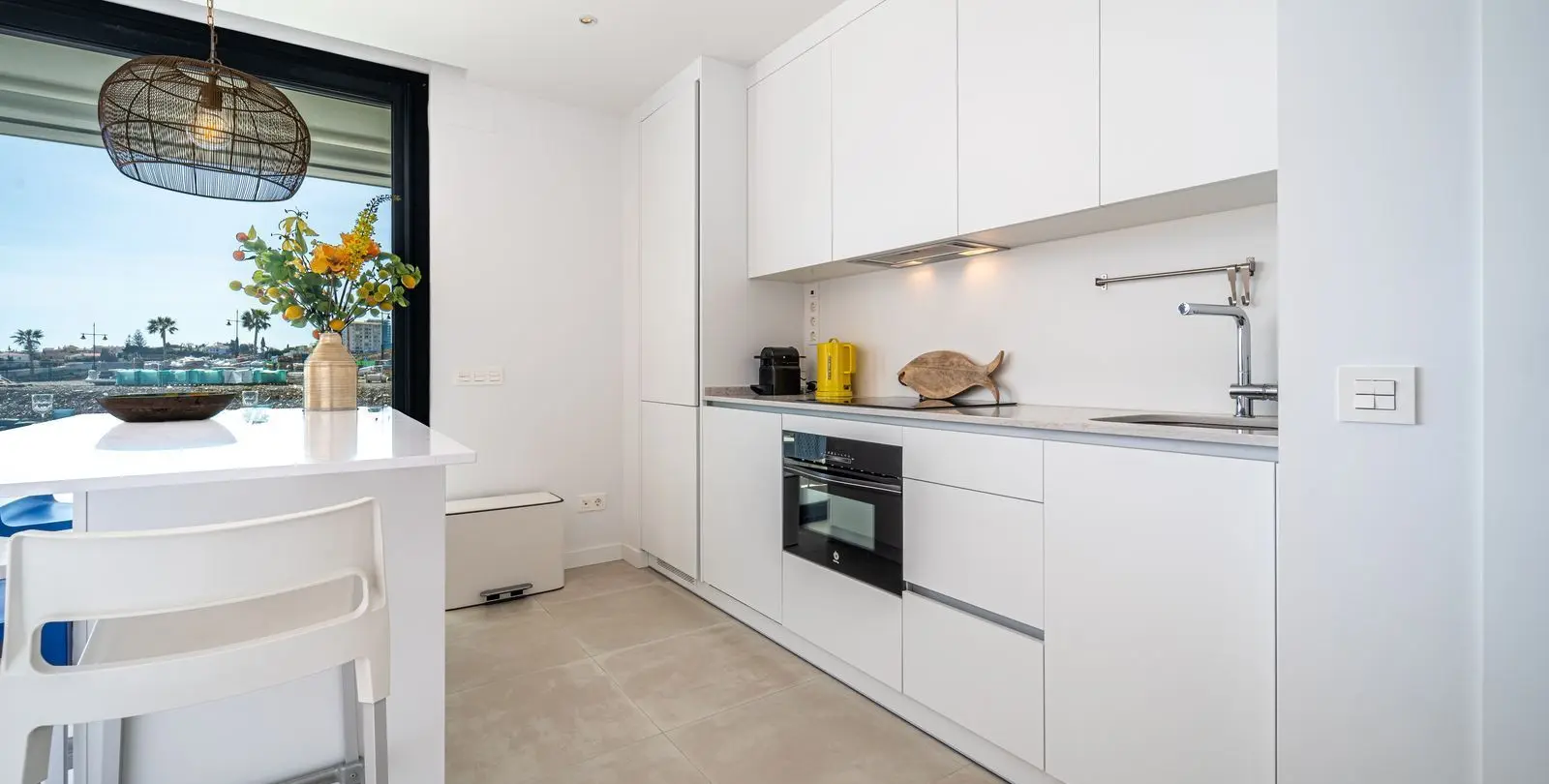 Venta de apartamento en planta media en Fuengirola 4