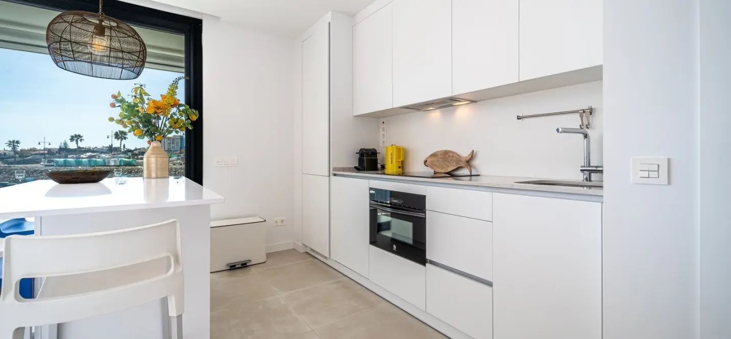 Venta de apartamento en planta media en Fuengirola 3