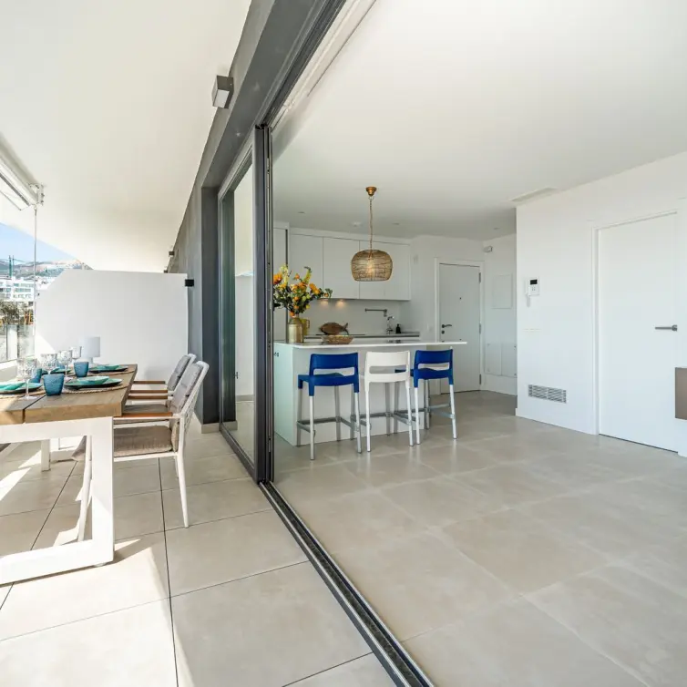 Venta de apartamento en planta media en Fuengirola