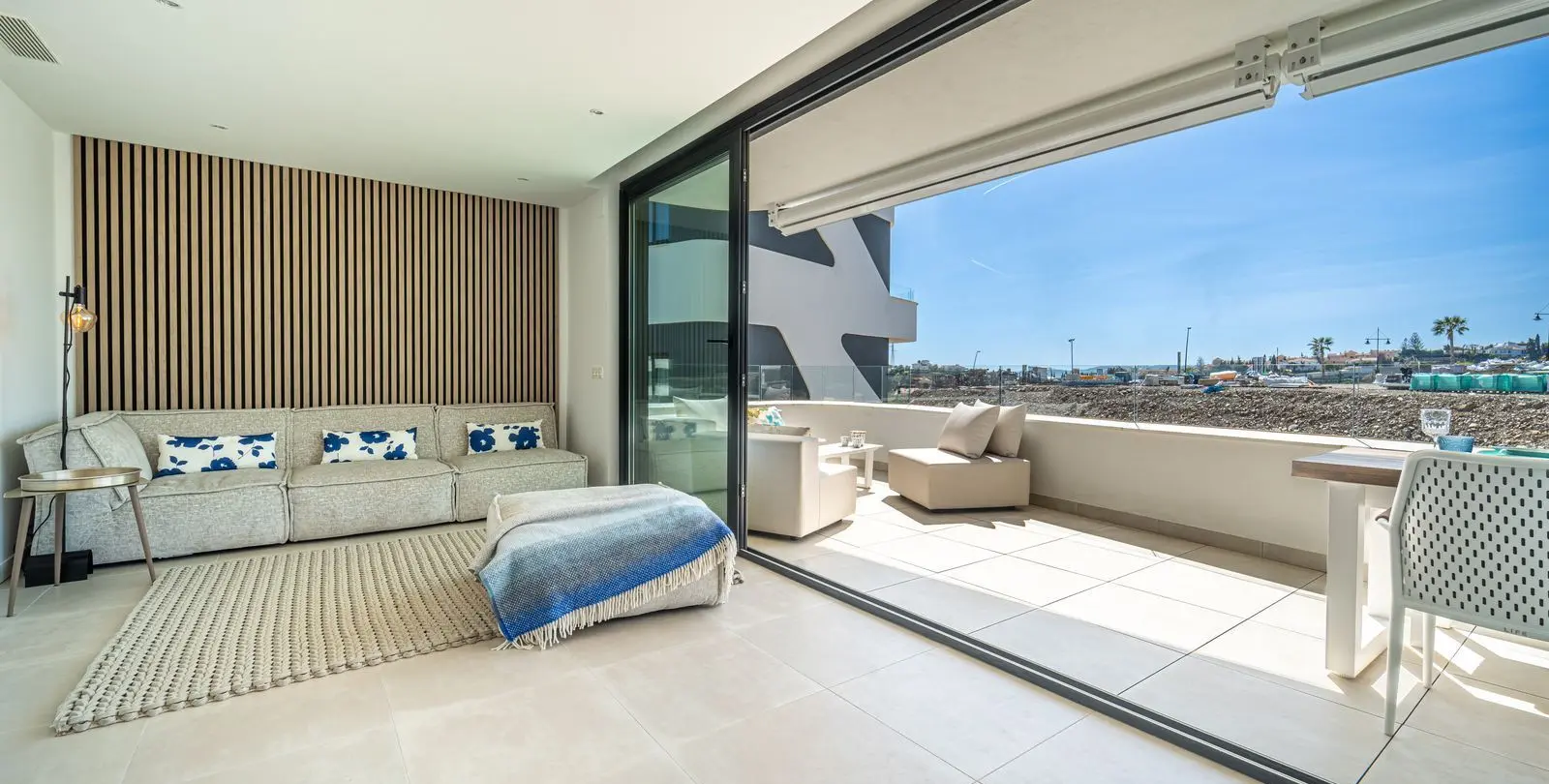 Venta de apartamento en planta media en Fuengirola 12