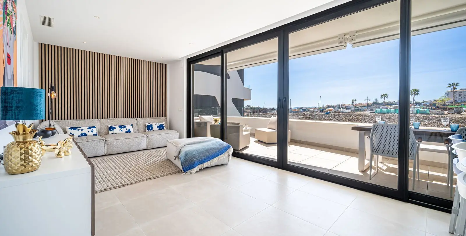 Venta de apartamento en planta media en Fuengirola 16
