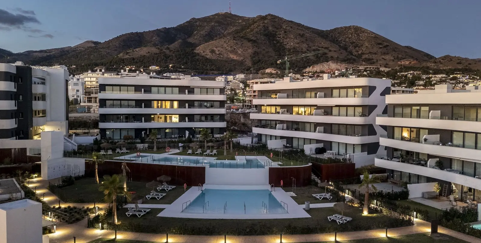 Venta de apartamento en planta media en Fuengirola 31