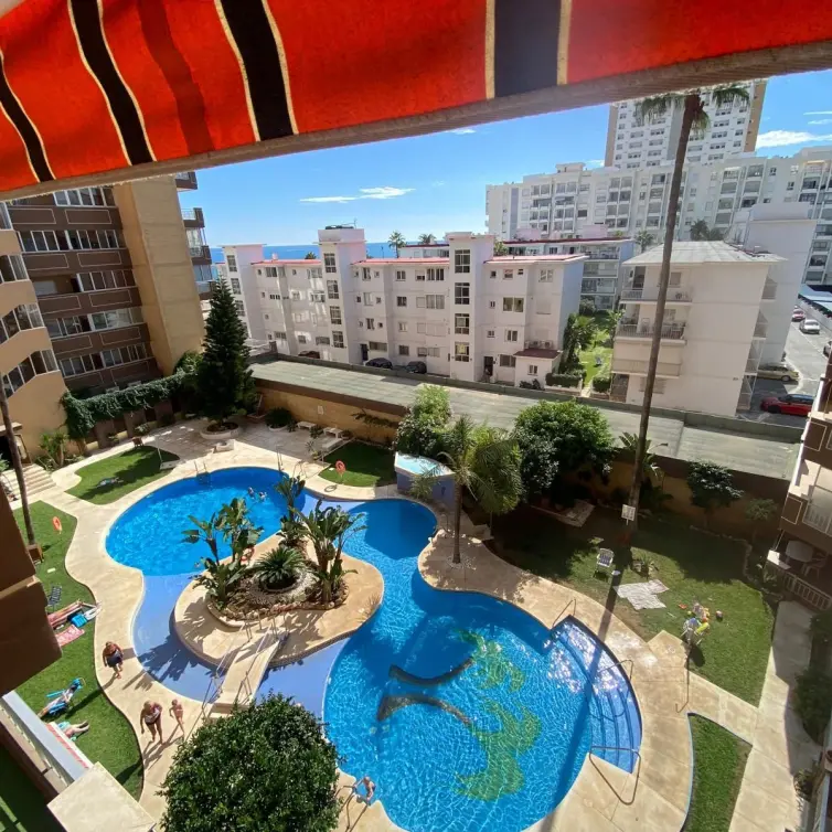 Venta de apartamento en planta media en Fuengirola