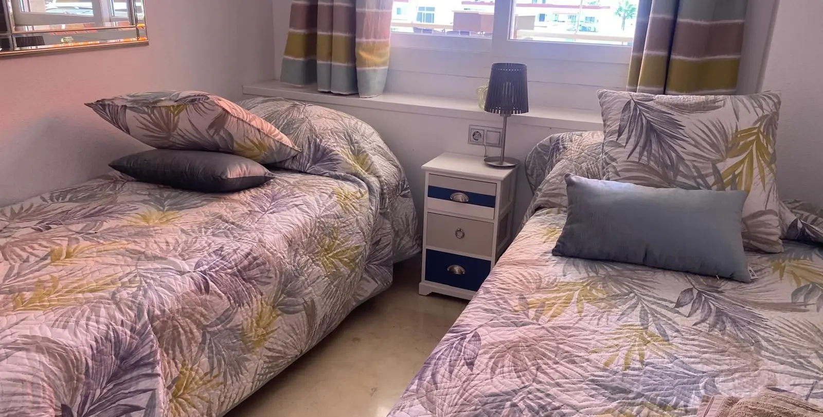 Venta de apartamento en planta media en Fuengirola 10