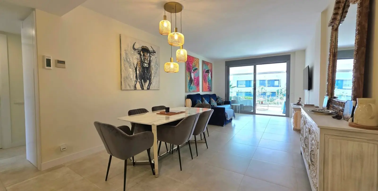 Venta de apartamento en planta baja en Selwo 4