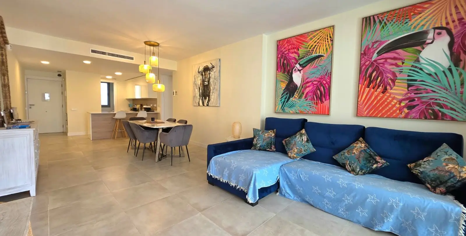 Venta de apartamento en planta baja en Selwo 5