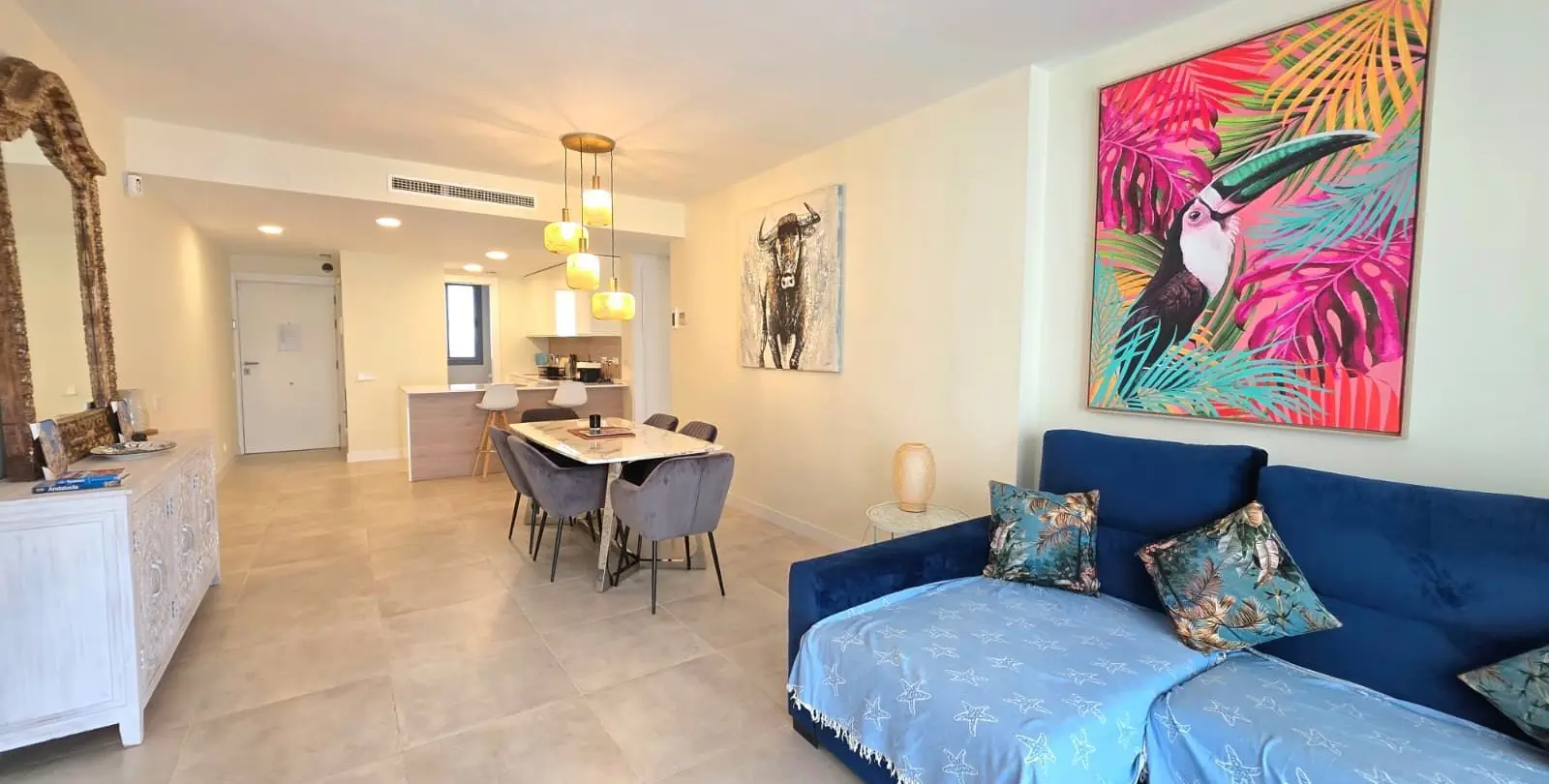 Venta de apartamento en planta baja en Selwo 8