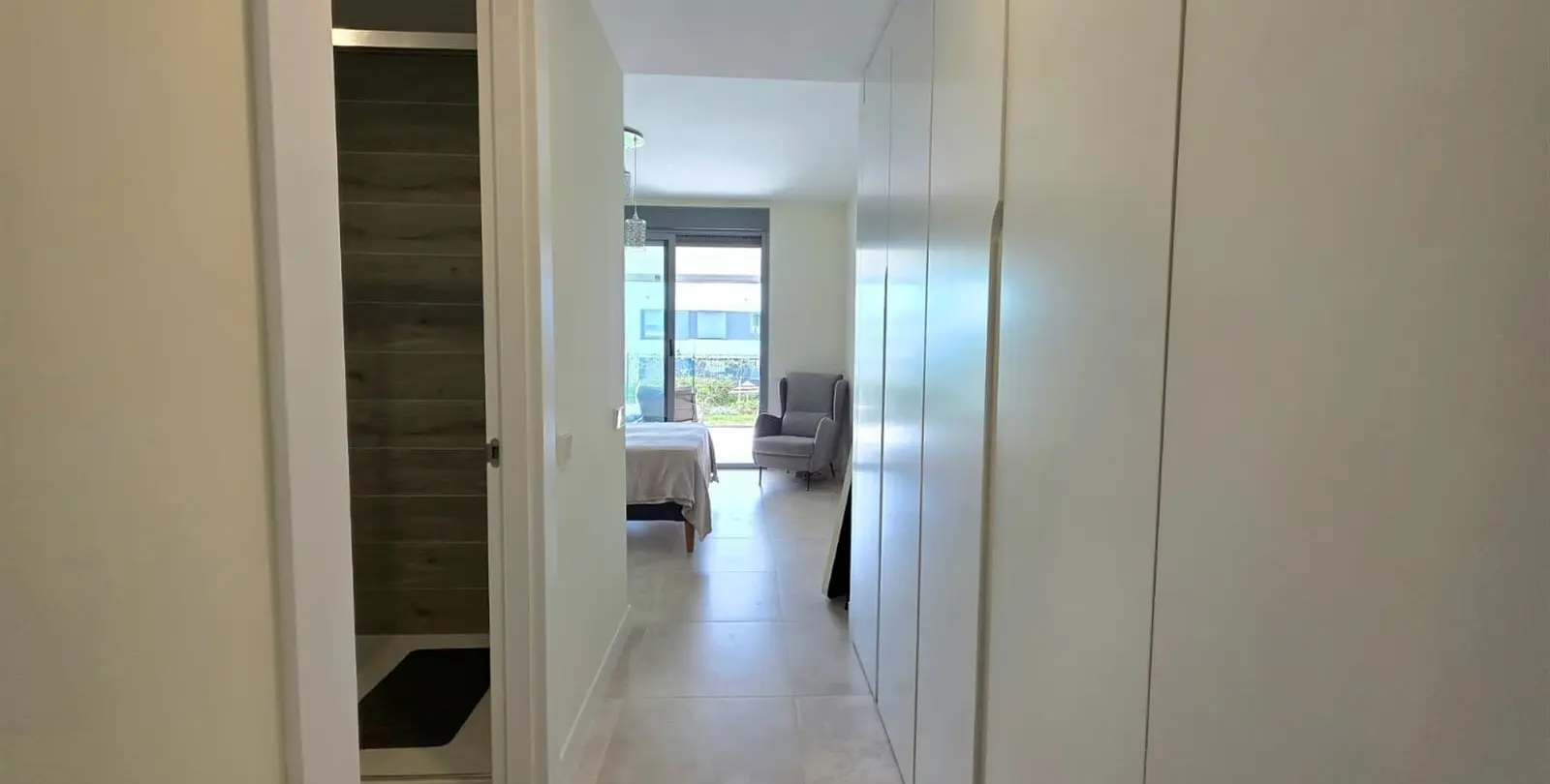 Venta de apartamento en planta baja en Selwo 17