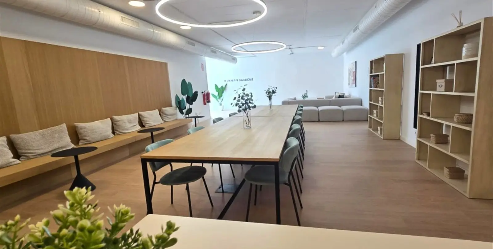 Venta de apartamento en planta baja en Selwo 22