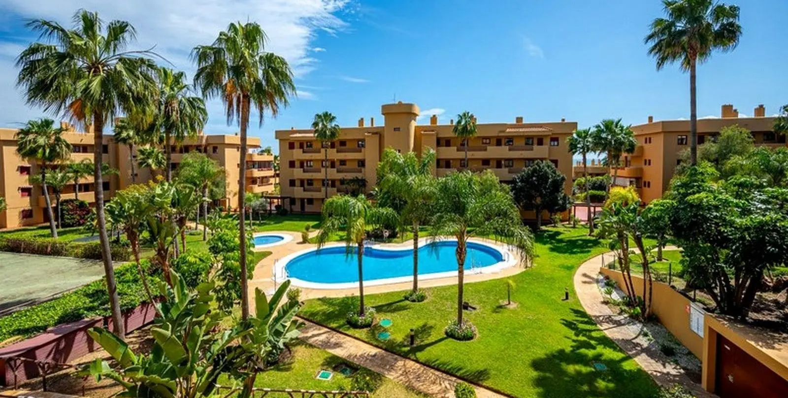 Sale of penthouse in La Cala de Mijas 1