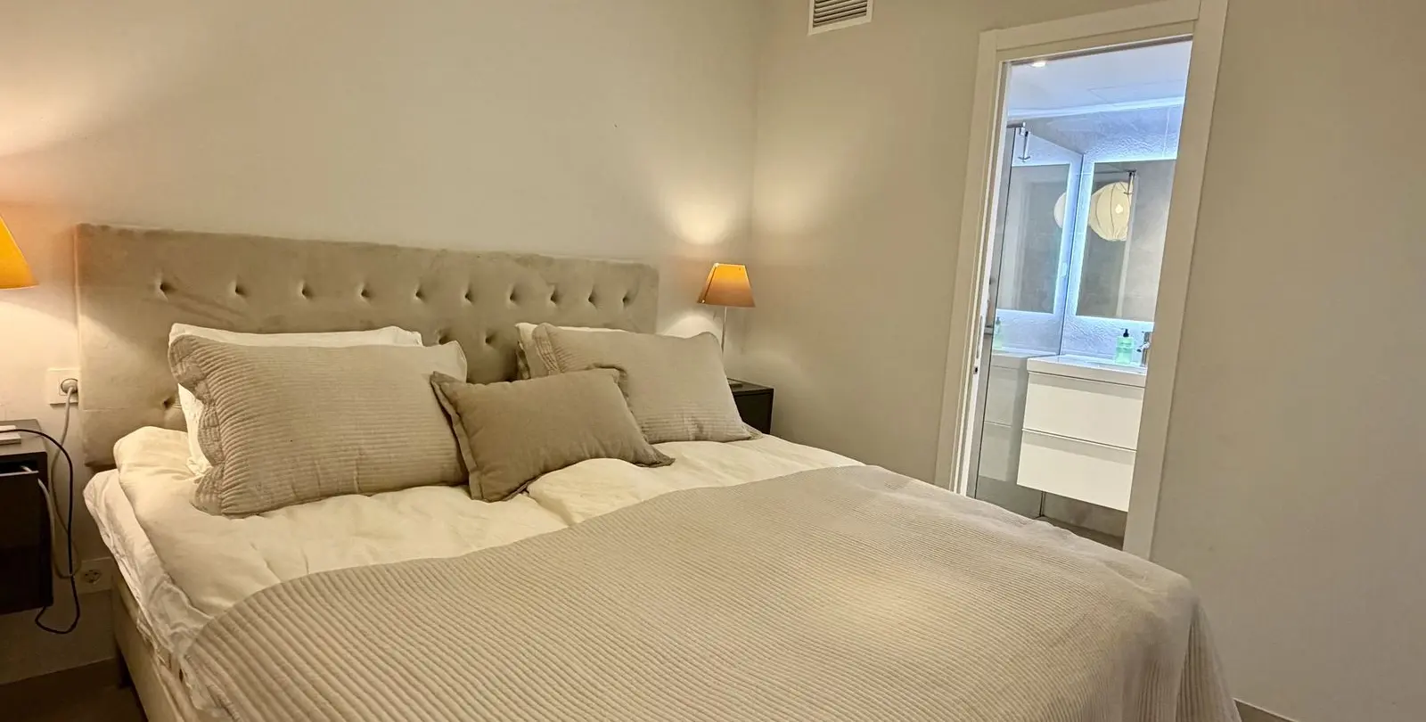 Sale of penthouse in Nueva Andalucía 5