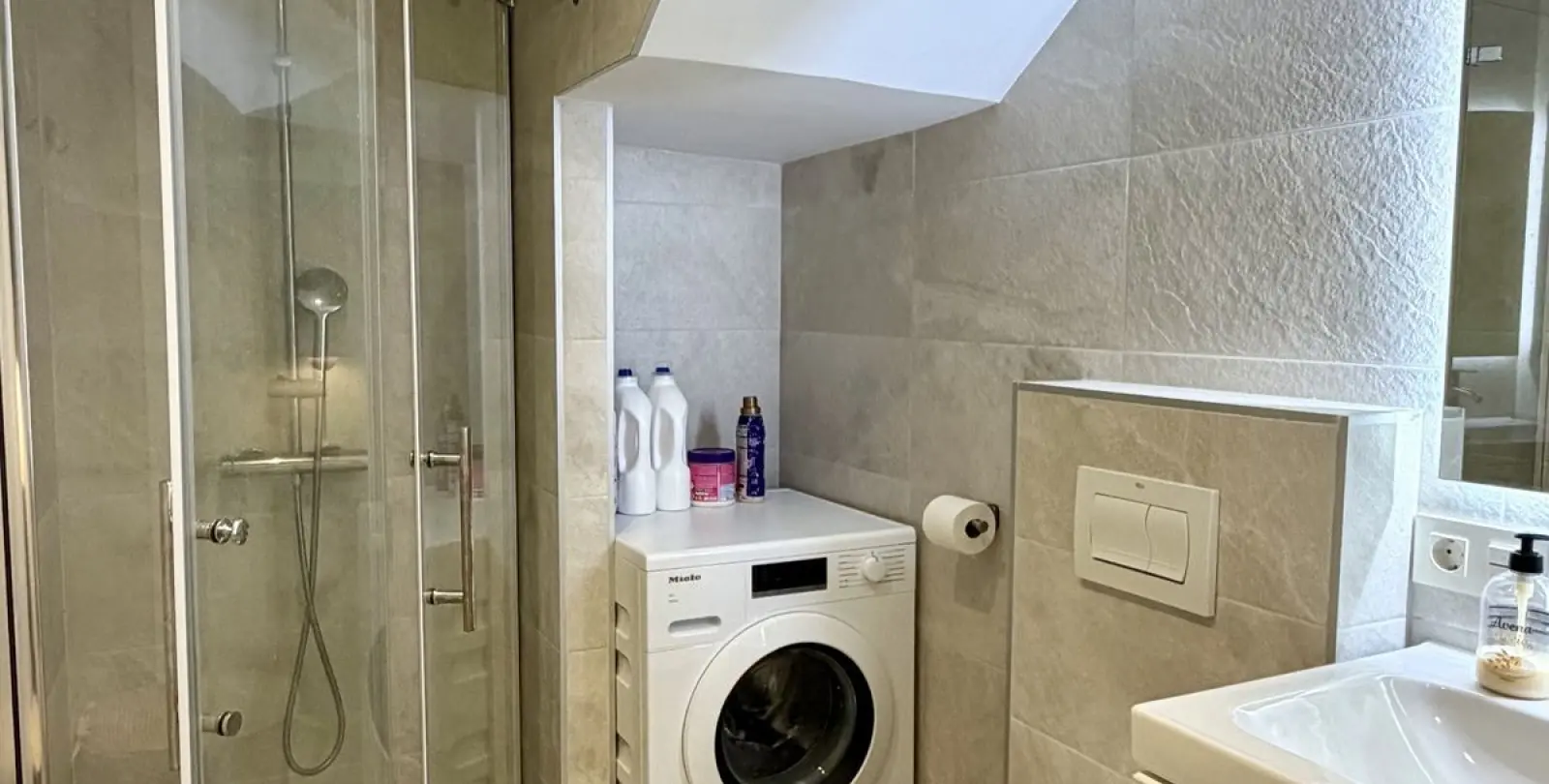 Sale of penthouse in Nueva Andalucía 6