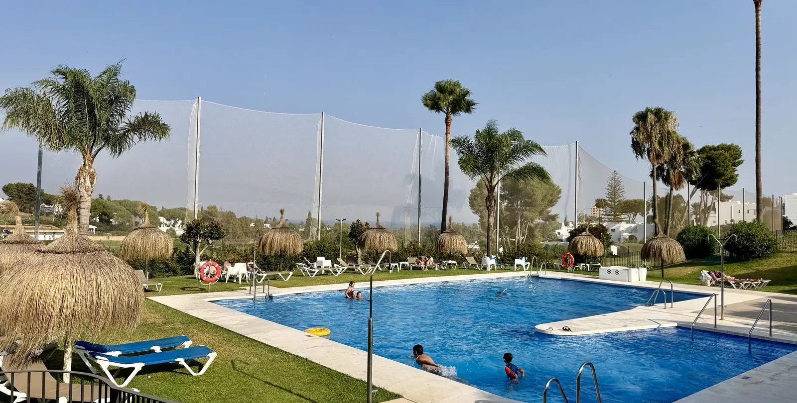 Sale of penthouse in Nueva Andalucía 12