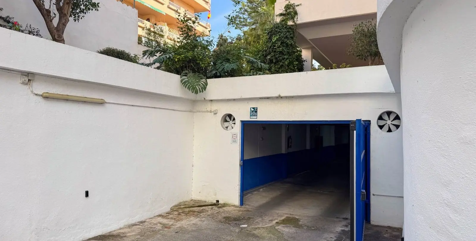 Venta de apartamento en planta media en Marbella 19