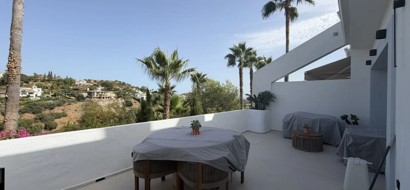 Venta de apartamento en planta baja en La Quinta 0