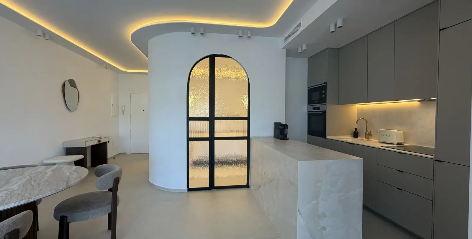 Venta de apartamento en planta baja en La Quinta 4