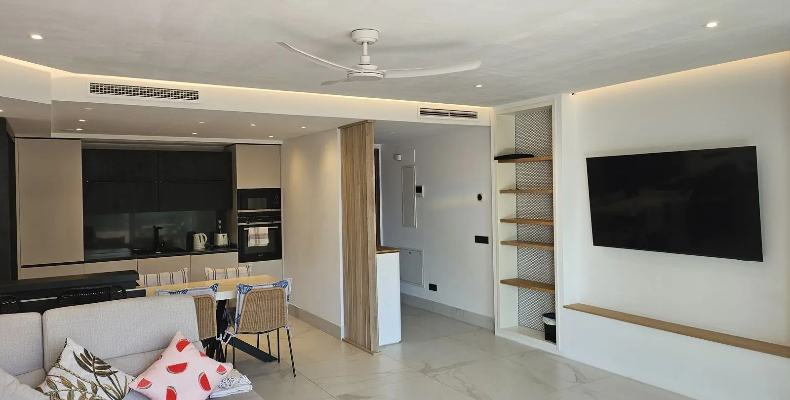 Venta de apartamento en planta media en San Pedro de Alcántara 7