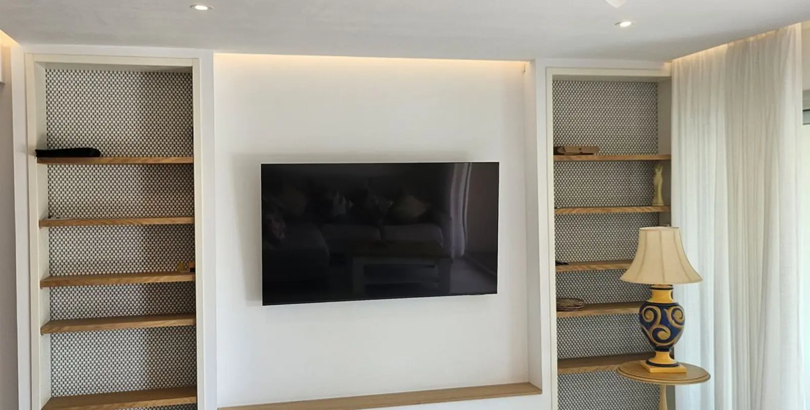 Venta de apartamento en planta media en San Pedro de Alcántara 15