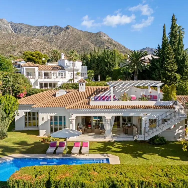 Venta de villa independiente en Sierra Blanca
