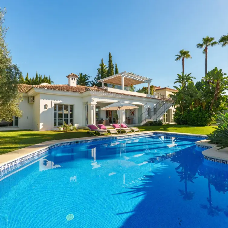 Venta de villa independiente en Sierra Blanca