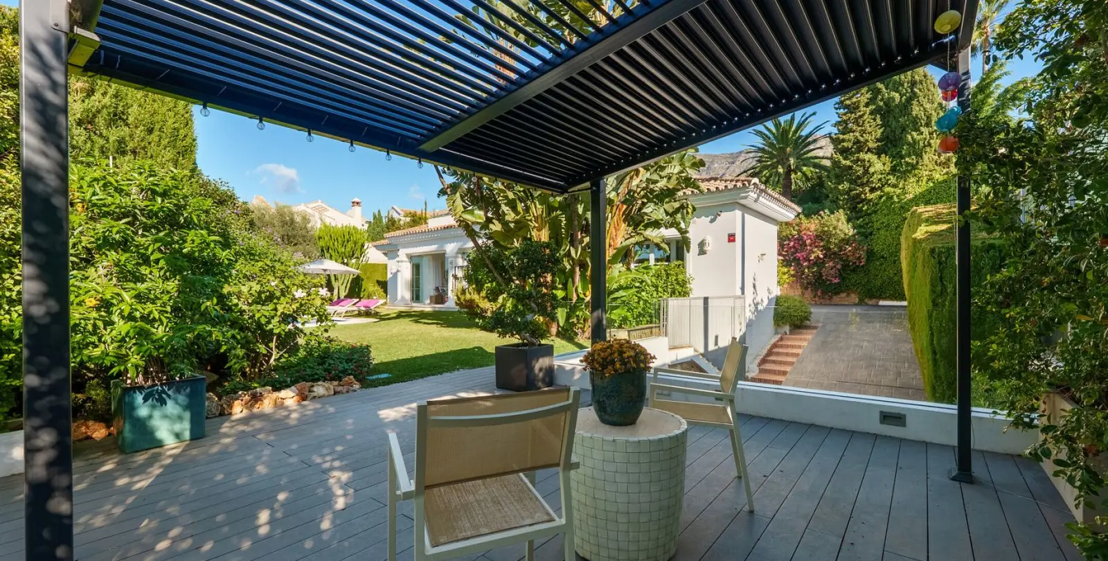 Venta de villa independiente en Sierra Blanca 3