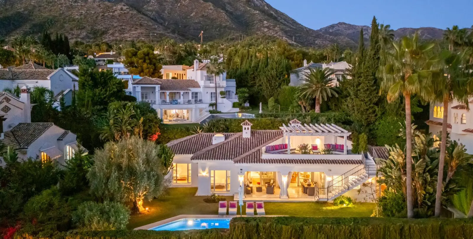 Venta de villa independiente en Sierra Blanca 51