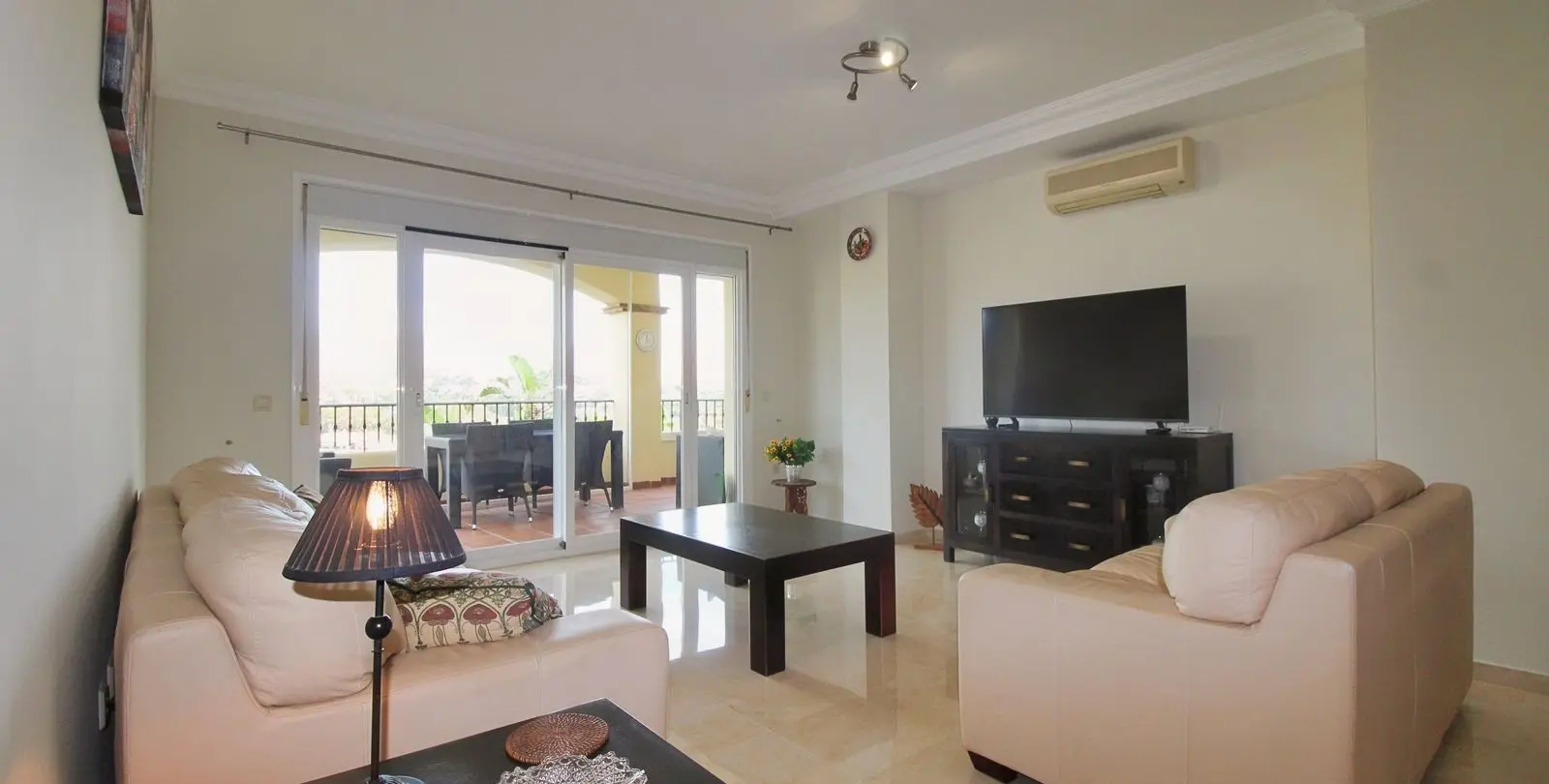 Sale of ground floor apartment in La Cala Hills 9